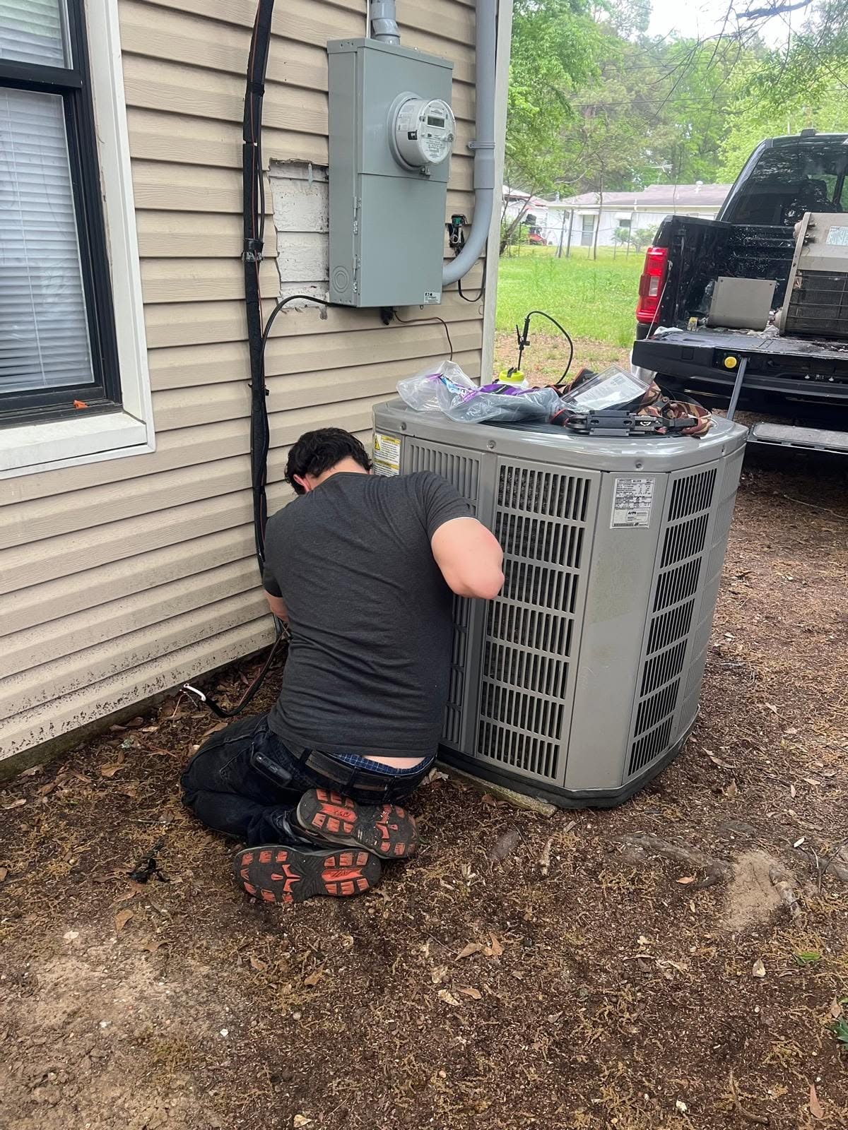 HVAC condenser service call at a Maryland home